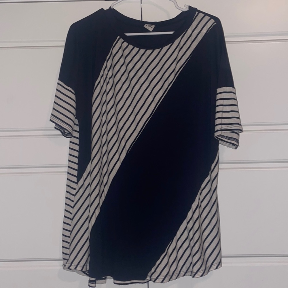 SEW IN LOVE STRIPED NAVY AND WHITE TOP WOTH PLEAT IN BACK